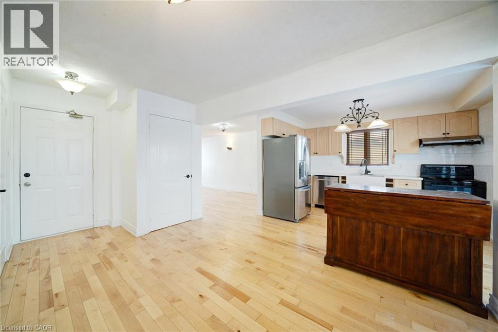 108 Olde Bayview Avenue, Richmond Hill, Ontario  L4E 3C7 - Photo 7 - 40780648