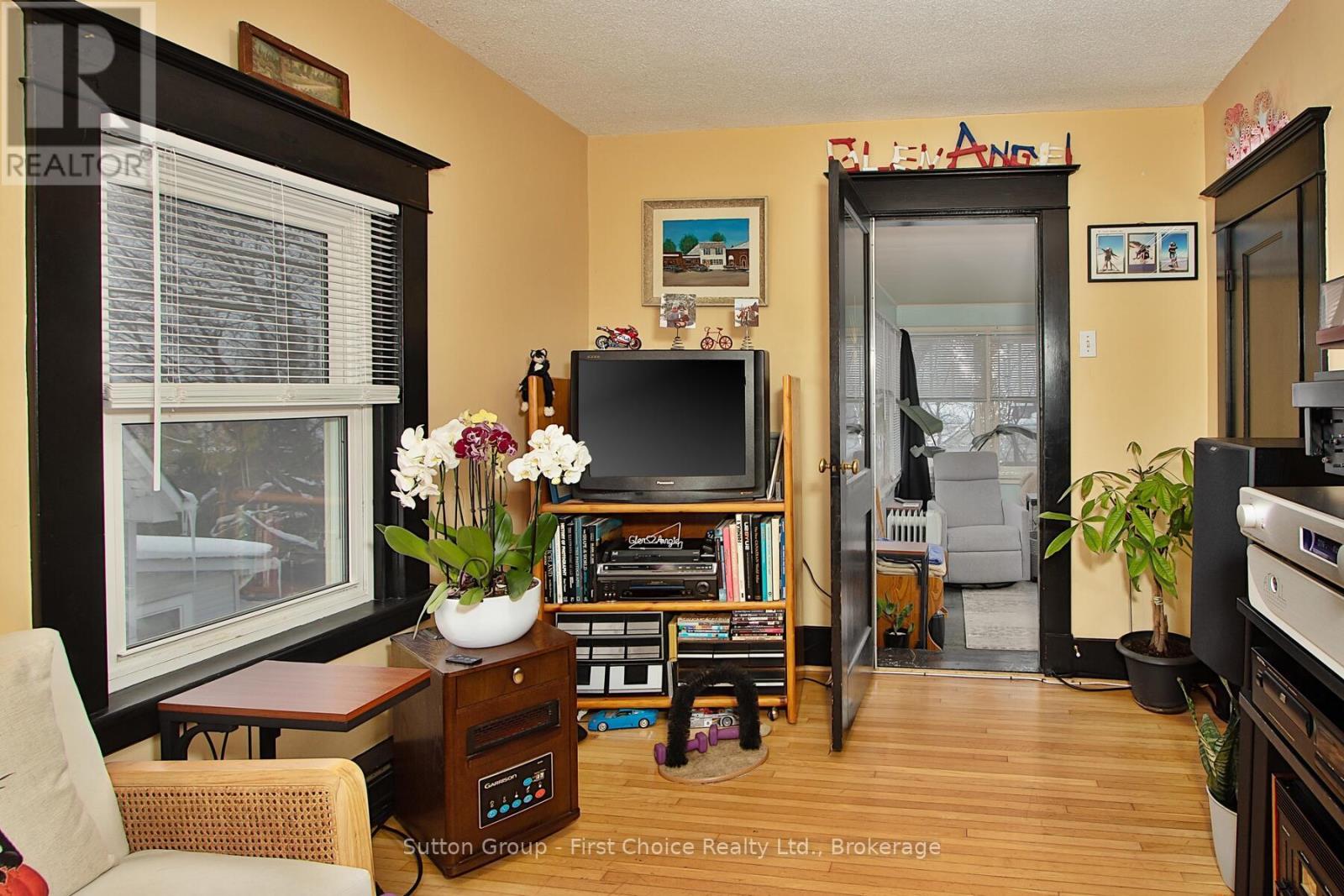 74 Cobourg Street, Stratford, Ontario  N5A 3E6 - Photo 27 - X12723754