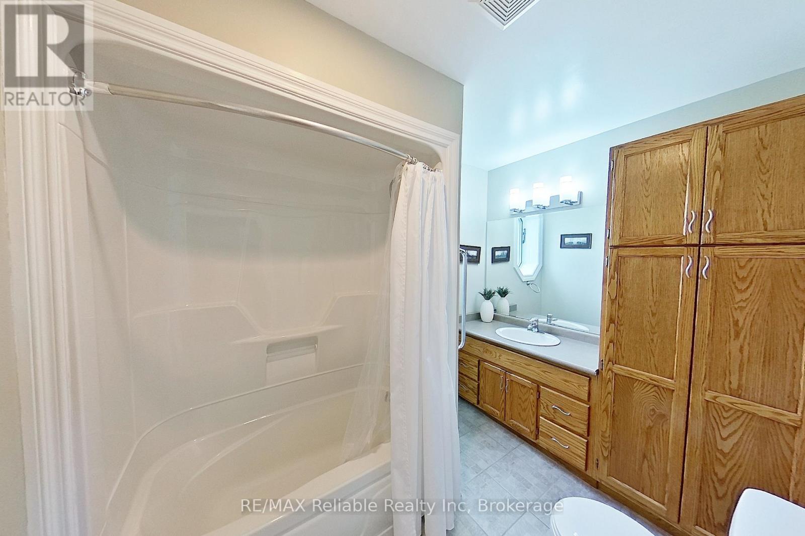 73053 Bluewater Highway, Bluewater, Ontario  N0M 2T0 - Photo 17 - X12736868