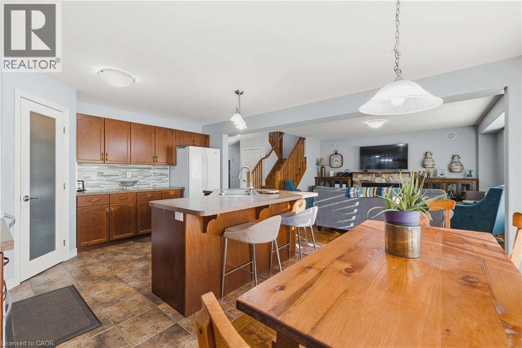 23 Doon Creek Street, Kitchener, Ontario  N2R 0B4 - Photo 5 - 40801716