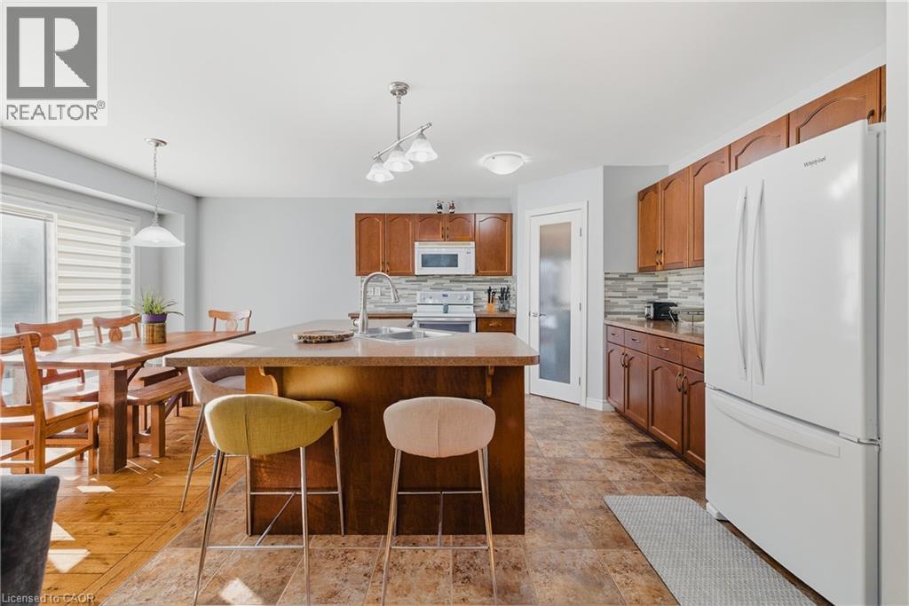 23 Doon Creek Street, Kitchener, Ontario  N2R 0B4 - Photo 7 - 40801716