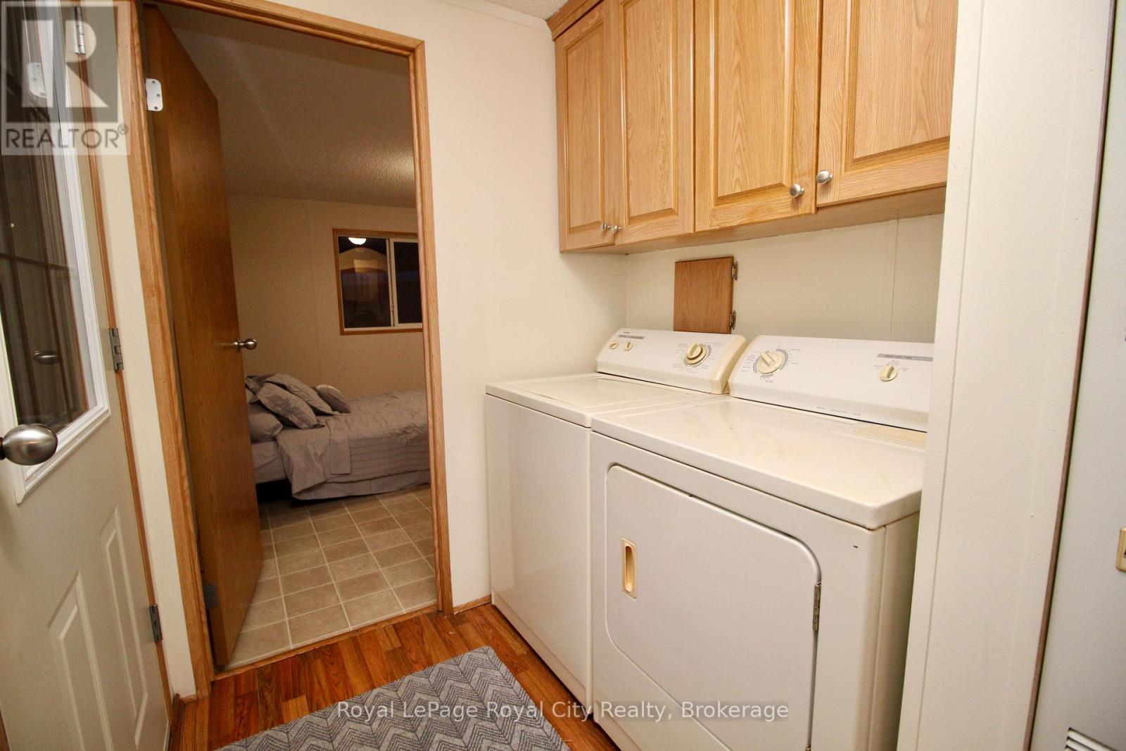 6 Olympia Avenue, Puslinch, Ontario  N0B 2J0 - Photo 24 - X12747466