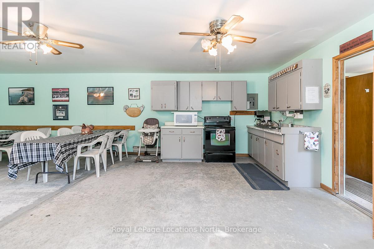 229 Bruce 23 Road, Kincardine, Ontario  N2Z 2X6 - Photo 21 - X12747648