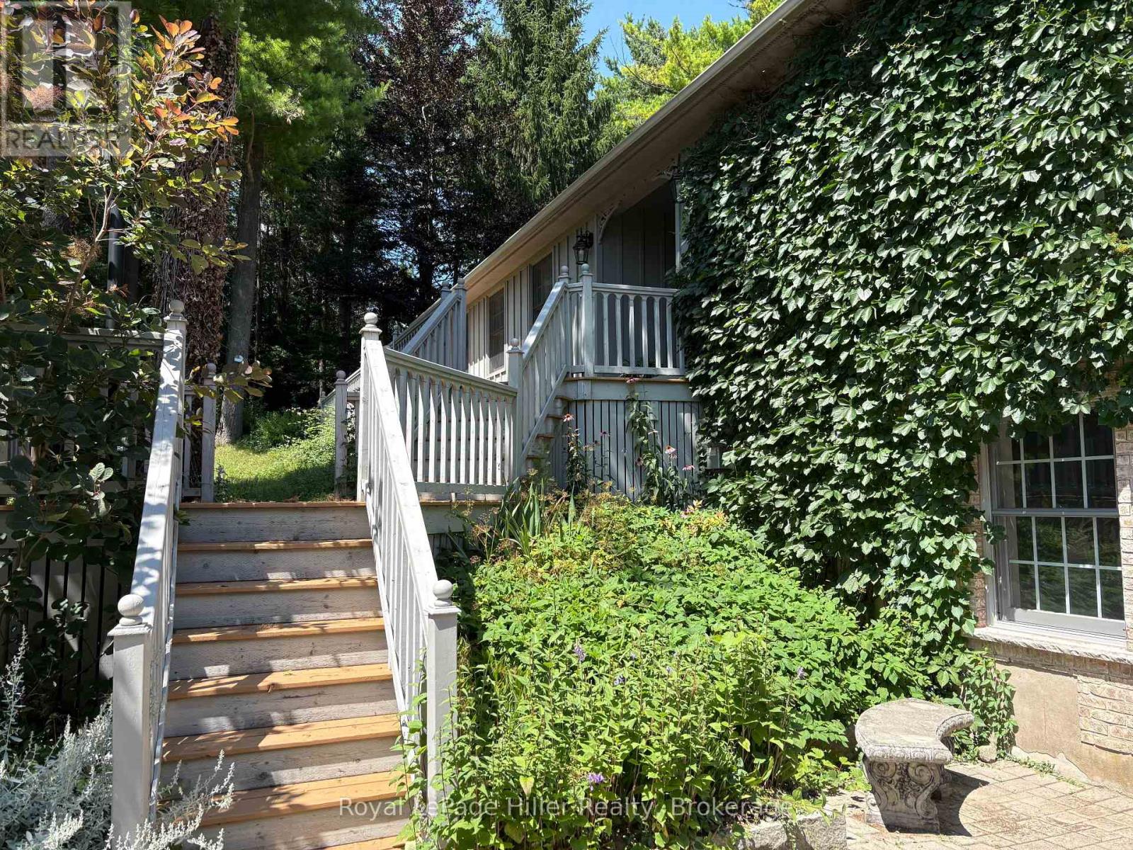 530 Holmes Street, Central Huron, Ontario  N0M 1L0 - Photo 49 - X12752508