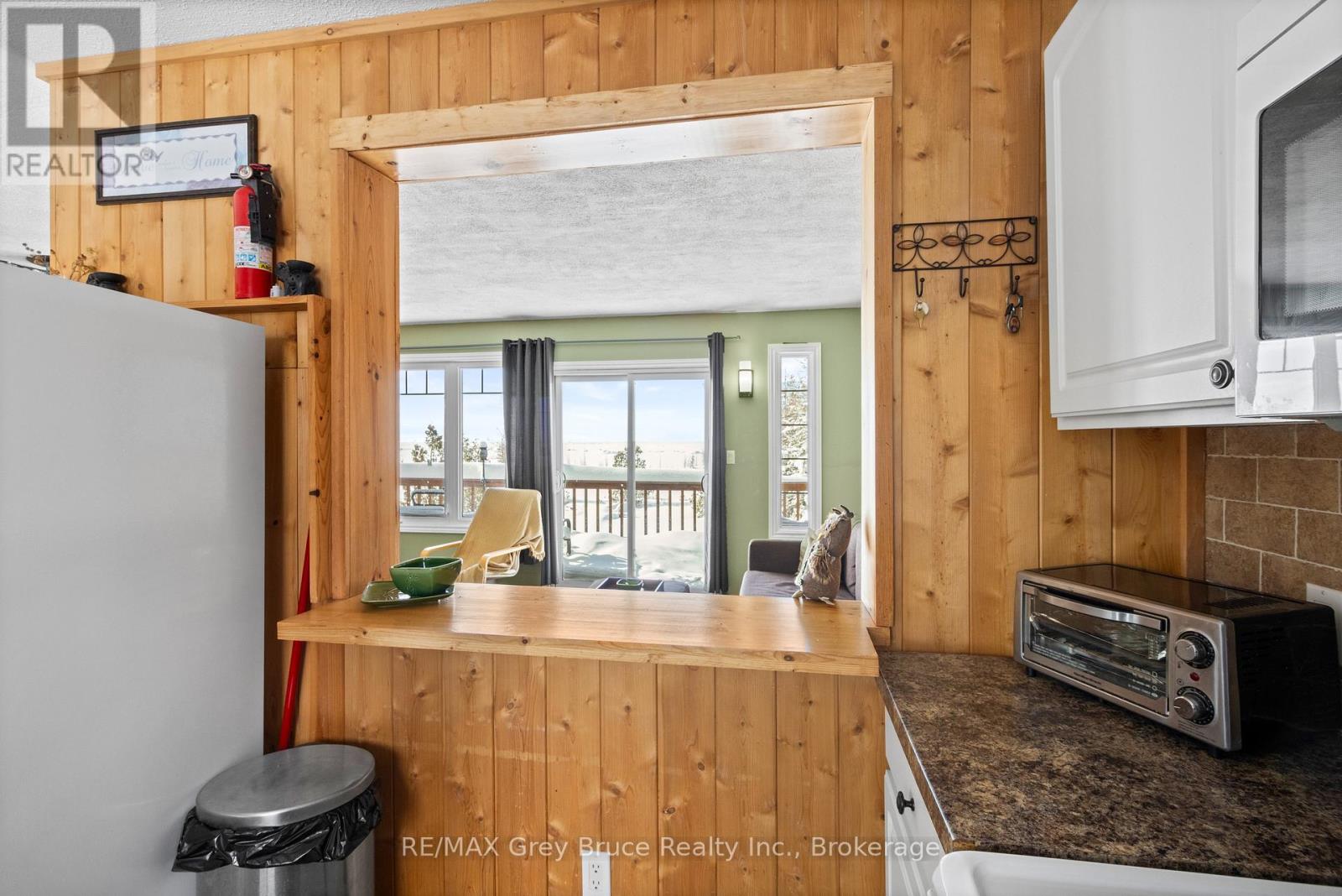 798 Dorcas Bay Road, Northern Bruce Peninsula, Ontario  N0H 2R0 - Photo 14 - X12752890