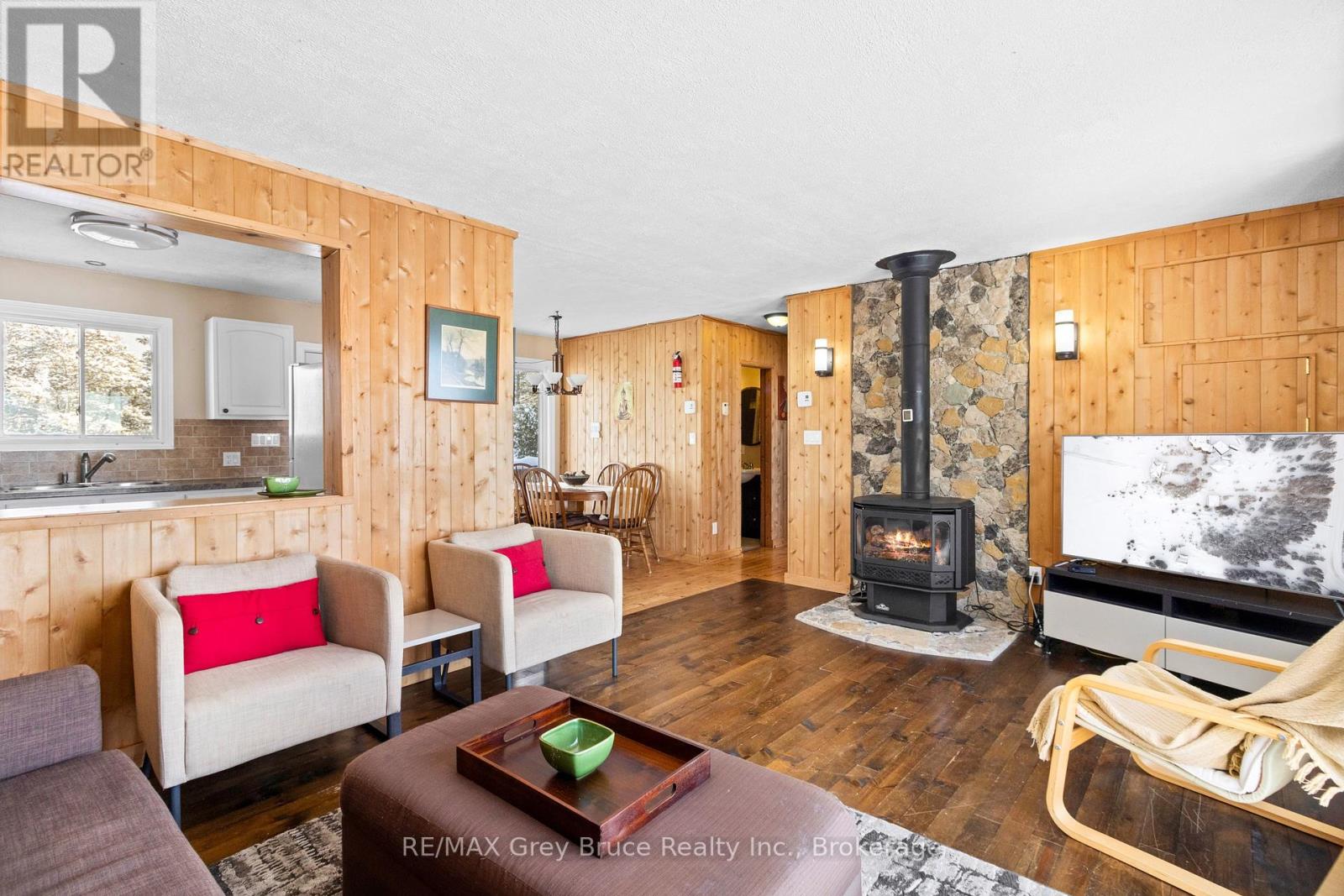 798 Dorcas Bay Road, Northern Bruce Peninsula, Ontario  N0H 2R0 - Photo 20 - X12752890