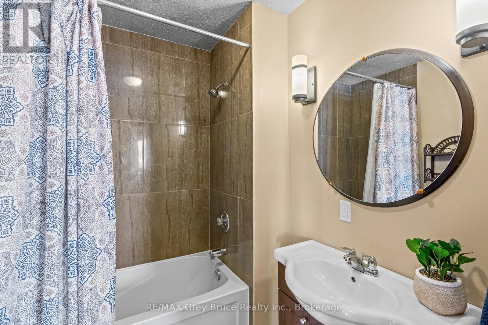 798 Dorcas Bay Road, Northern Bruce Peninsula, Ontario  N0H 2R0 - Photo 26 - X12752890
