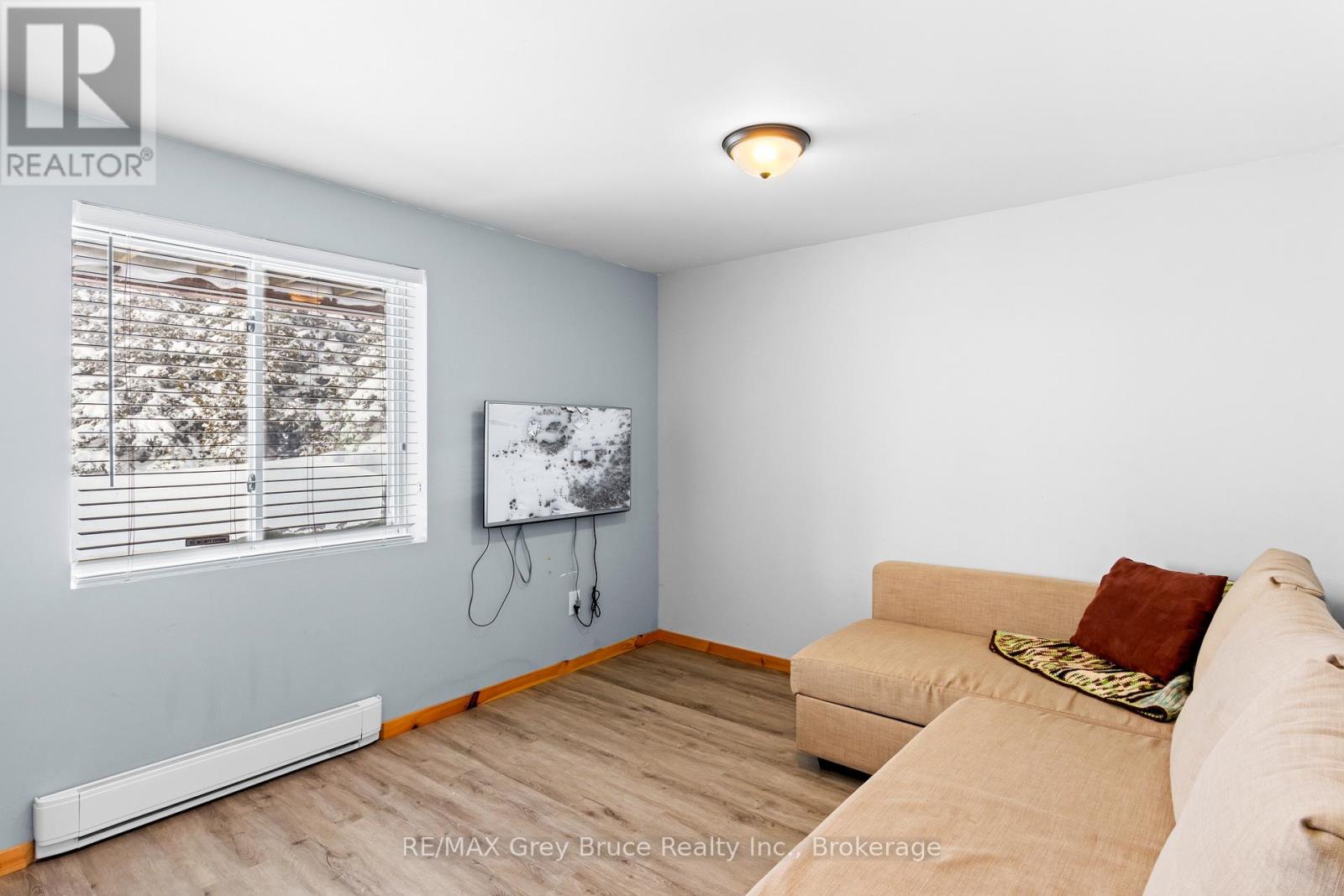798 Dorcas Bay Road, Northern Bruce Peninsula, Ontario  N0H 2R0 - Photo 30 - X12752890