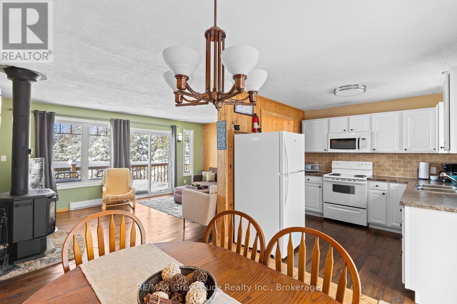 798 Dorcas Bay Road, Northern Bruce Peninsula, Ontario  N0H 2R0 - Photo 7 - X12752890