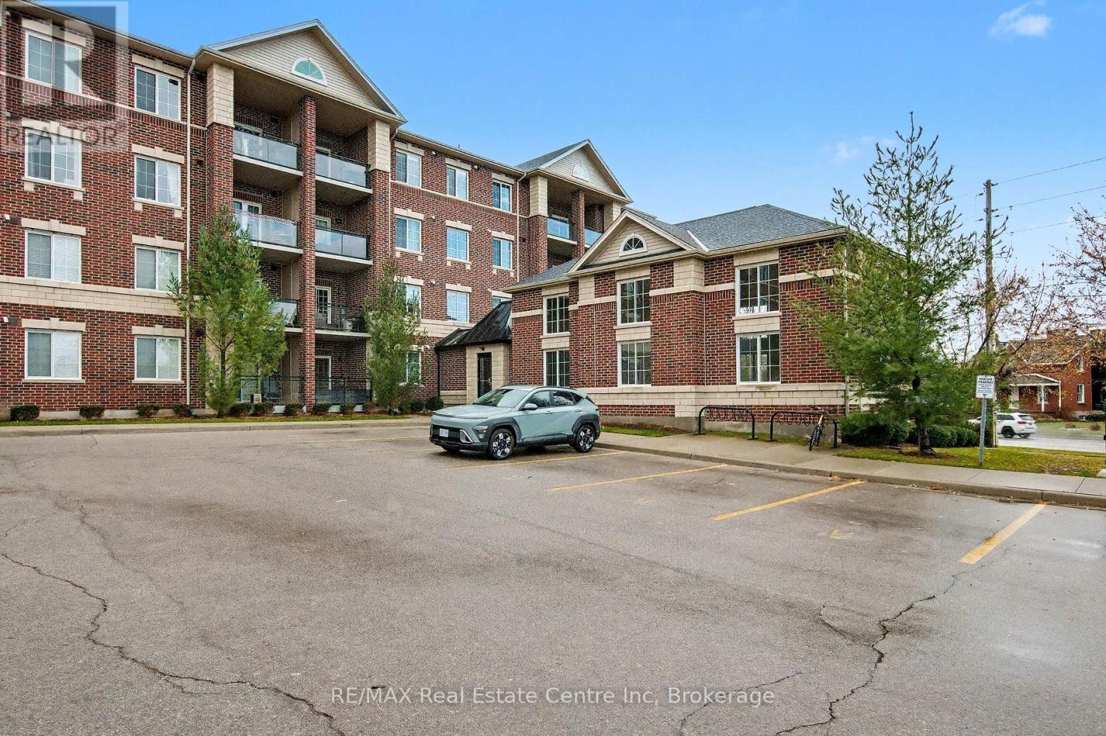 318 - 1440 Gordon Street, Guelph, Ontario  N1L 1C8 - Photo 2 - X12765014