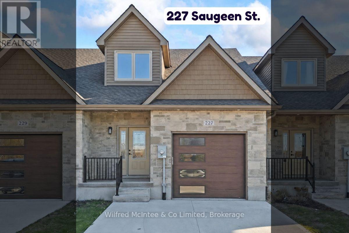 227 Saugeen Street, Saugeen Shores, Ontario  N0H 2L0 - Photo 2 - X12766706