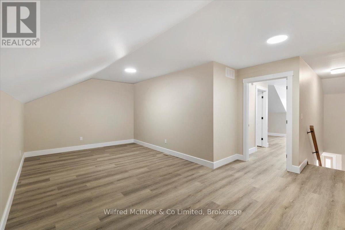 227 Saugeen Street, Saugeen Shores, Ontario  N0H 2L0 - Photo 26 - X12766706