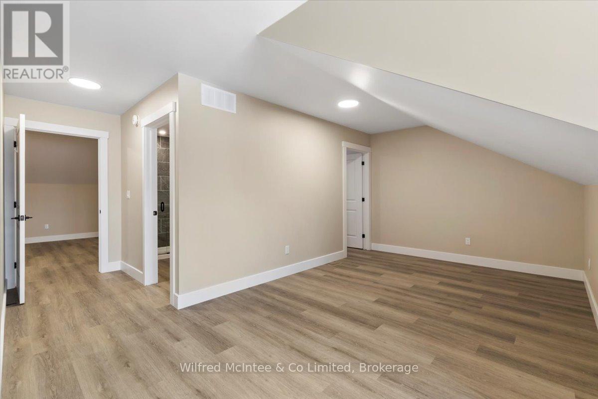 227 Saugeen Street, Saugeen Shores, Ontario  N0H 2L0 - Photo 29 - X12766706