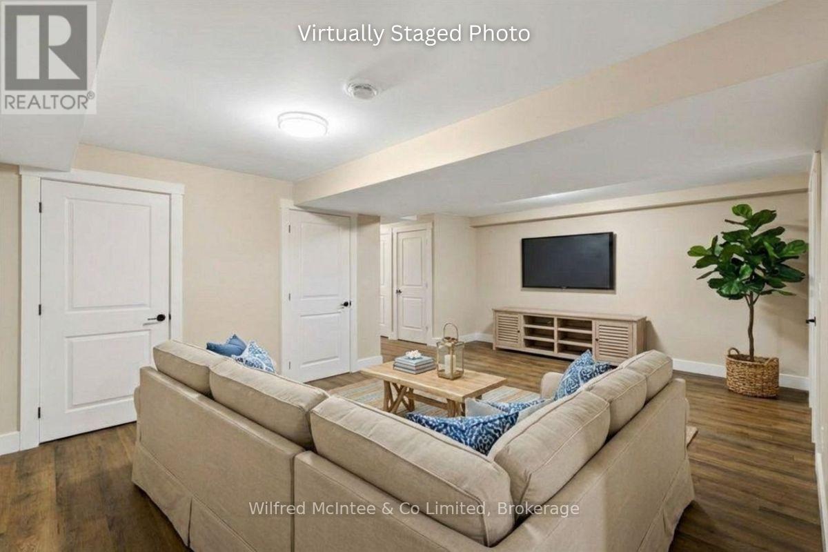 227 Saugeen Street, Saugeen Shores, Ontario  N0H 2L0 - Photo 38 - X12766706