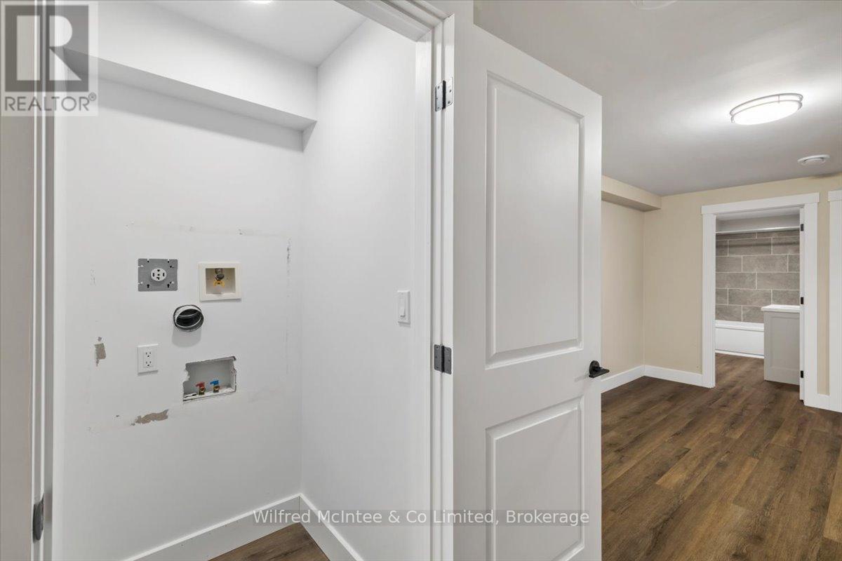 227 Saugeen Street, Saugeen Shores, Ontario  N0H 2L0 - Photo 43 - X12766706