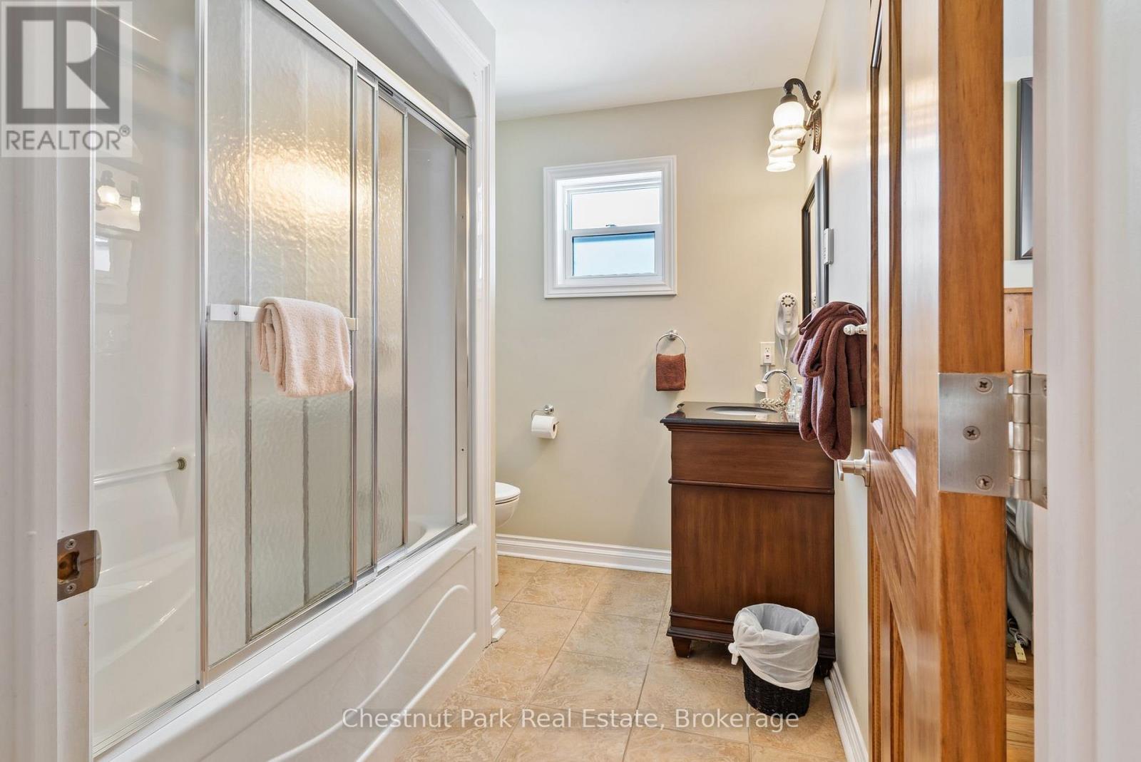 112-8 - 1052 Rat Bay Road, Lake Of Bays, Ontario  P1H 2J6 - Photo 22 - X12768528
