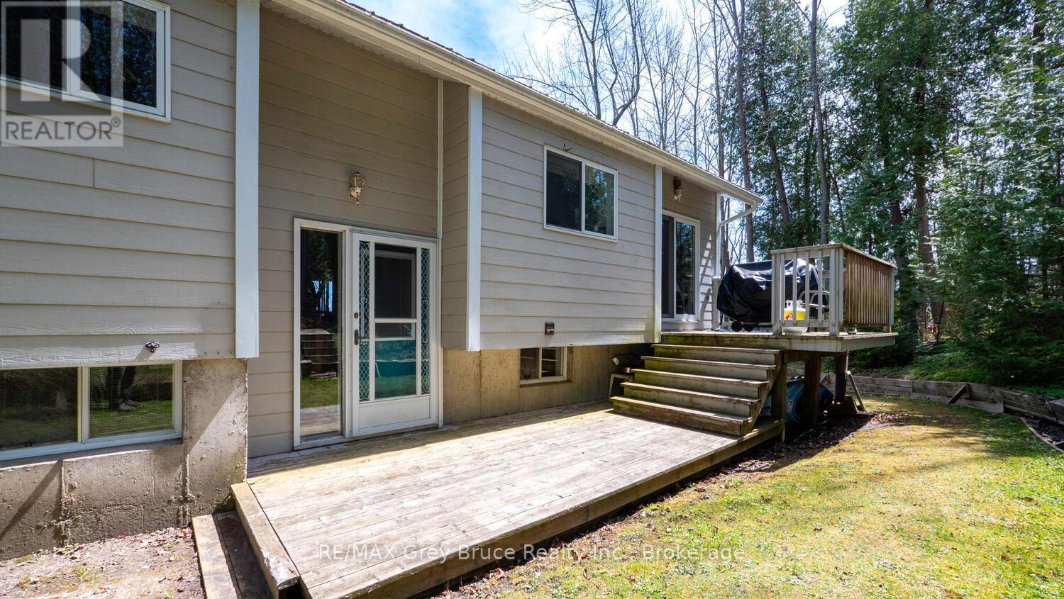 172 Bruce Road 9, South Bruce Peninsula, Ontario  N0H 2T0 - Photo 33 - X12768808