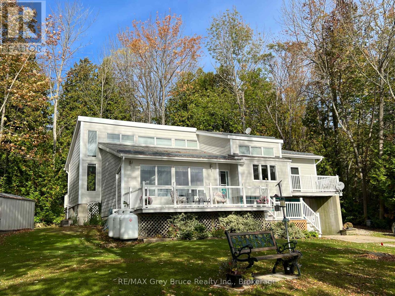 172 Bruce Road 9, South Bruce Peninsula, Ontario  N0H 2T0 - Photo 4 - X12768808
