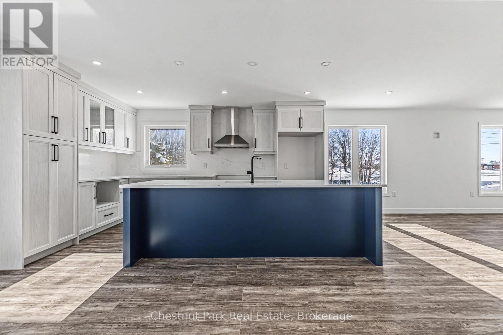 307 1st Avenue S, Arran-Elderslie, Ontario  N0G 1L0 - Photo 12 - X12770624