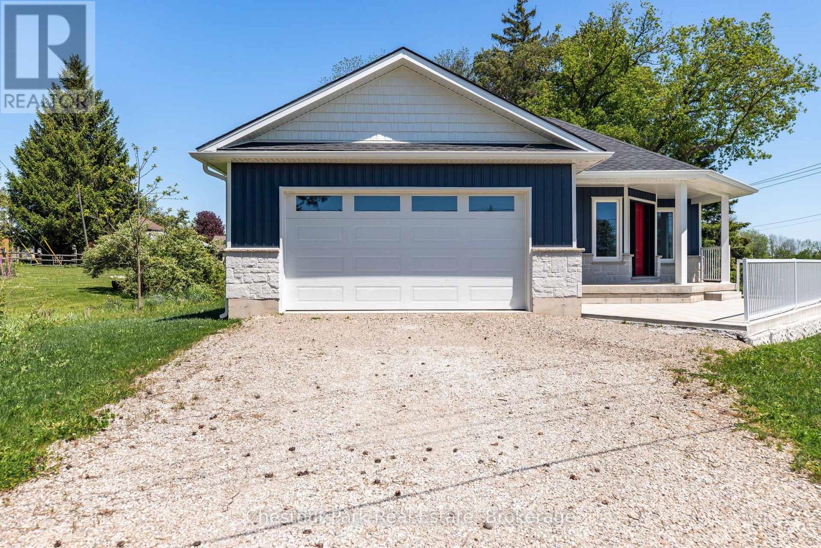 307 1st Avenue S, Arran-Elderslie, Ontario  N0G 1L0 - Photo 2 - X12770624