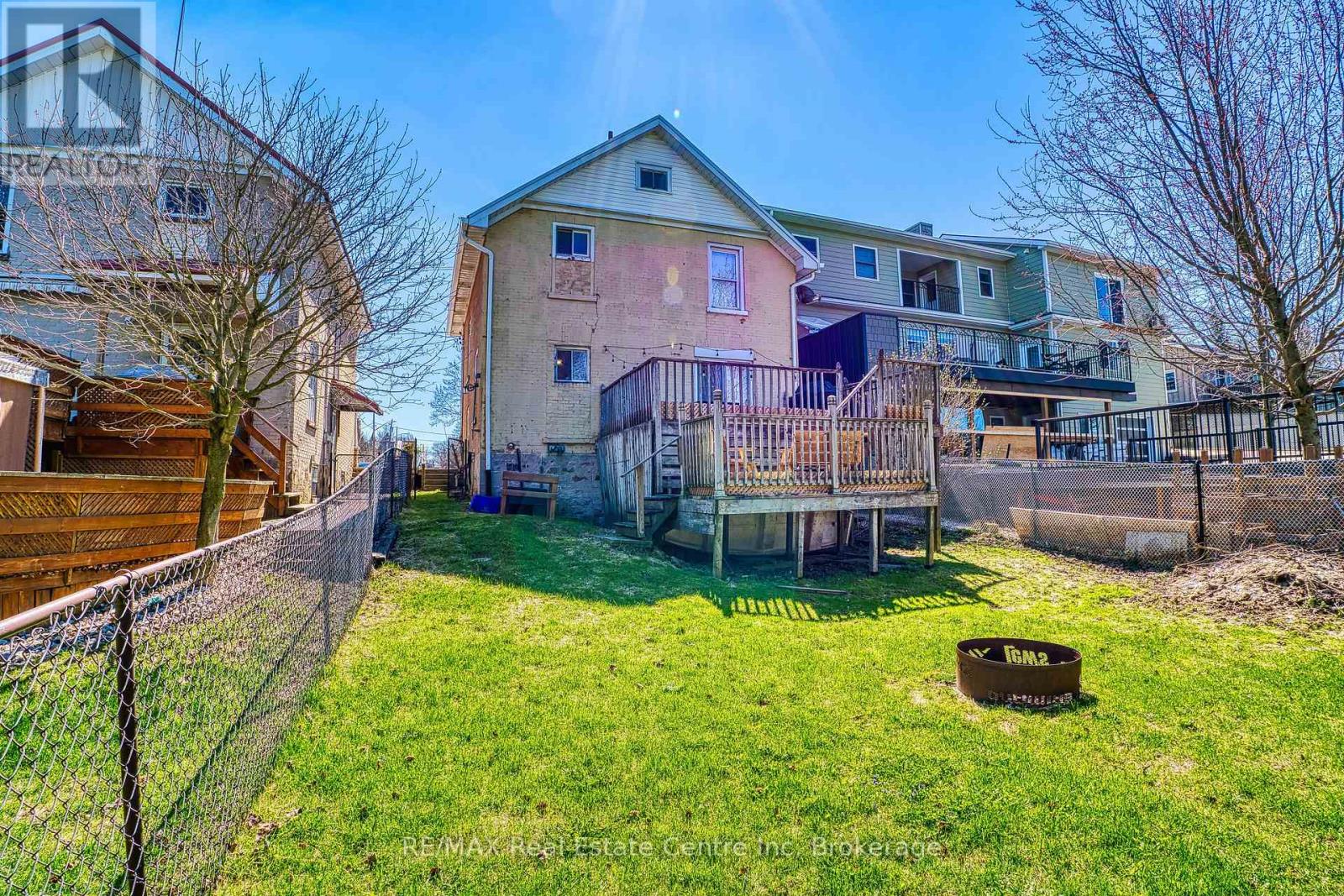 34 Wellington Street, Mapleton, Ontario  N0G 1P0 - Photo 30 - X12774534