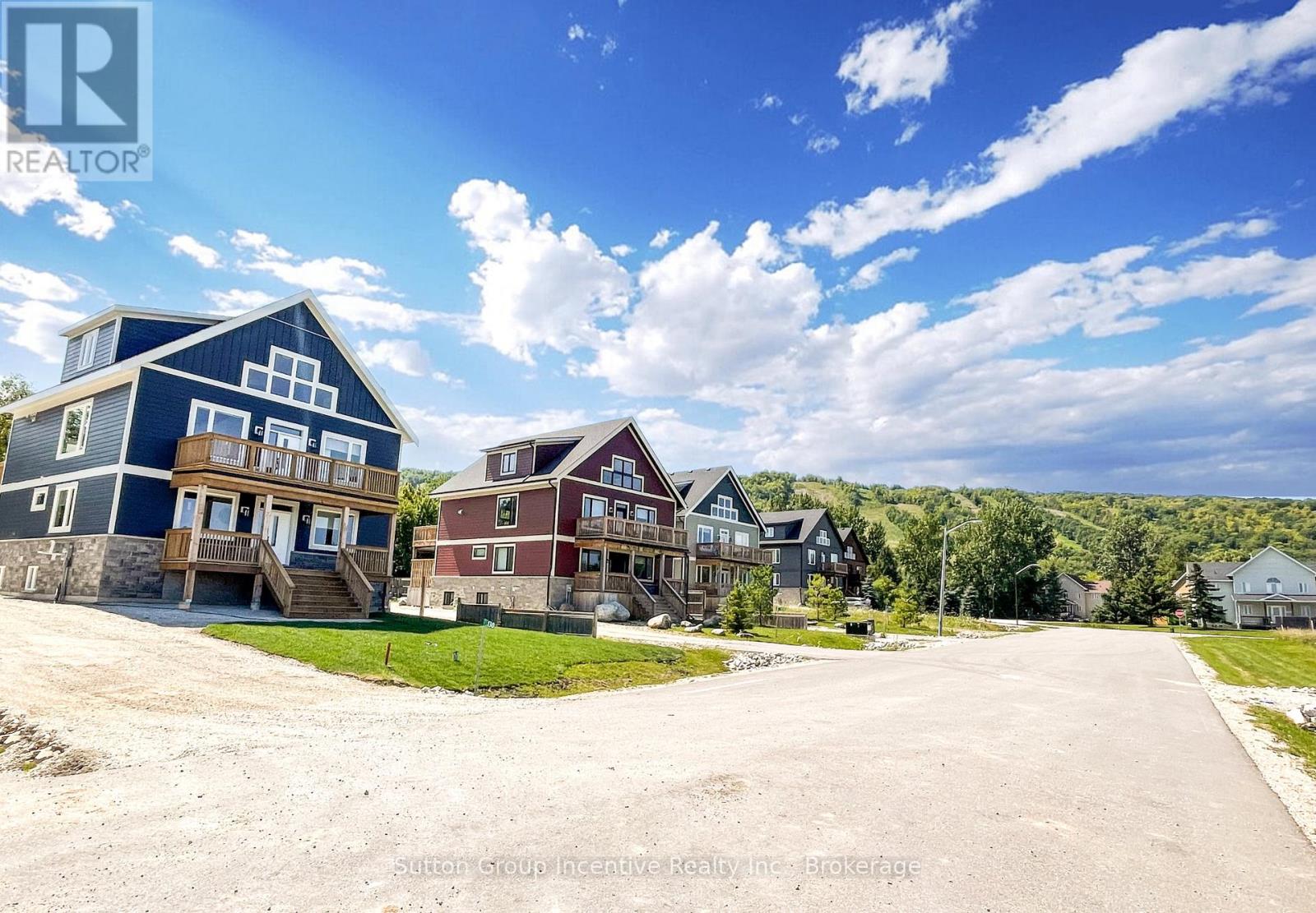 A15 - 130 Arlberg Crescent, Blue Mountains, Ontario  L9Y 0N3 - Photo 3 - X12783452