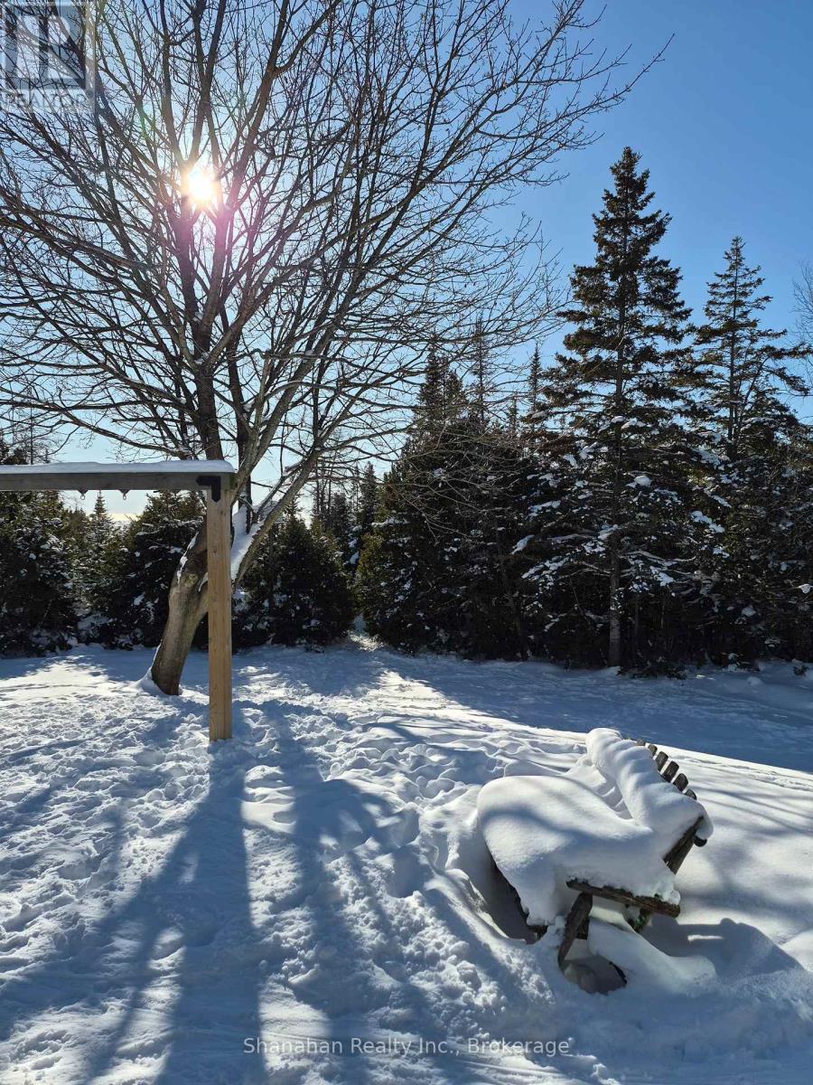 579 Cape Hurd Road, Northern Bruce Peninsula, Ontario  N0H 2R0 - Photo 42 - X12785952