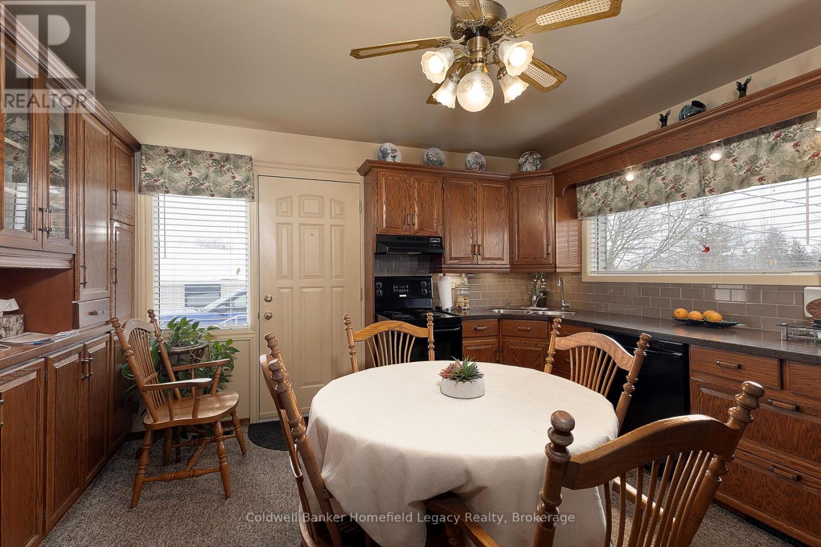 94 William Street N, St. Marys, Ontario  N4X 1B8 - Photo 16 - X12771056
