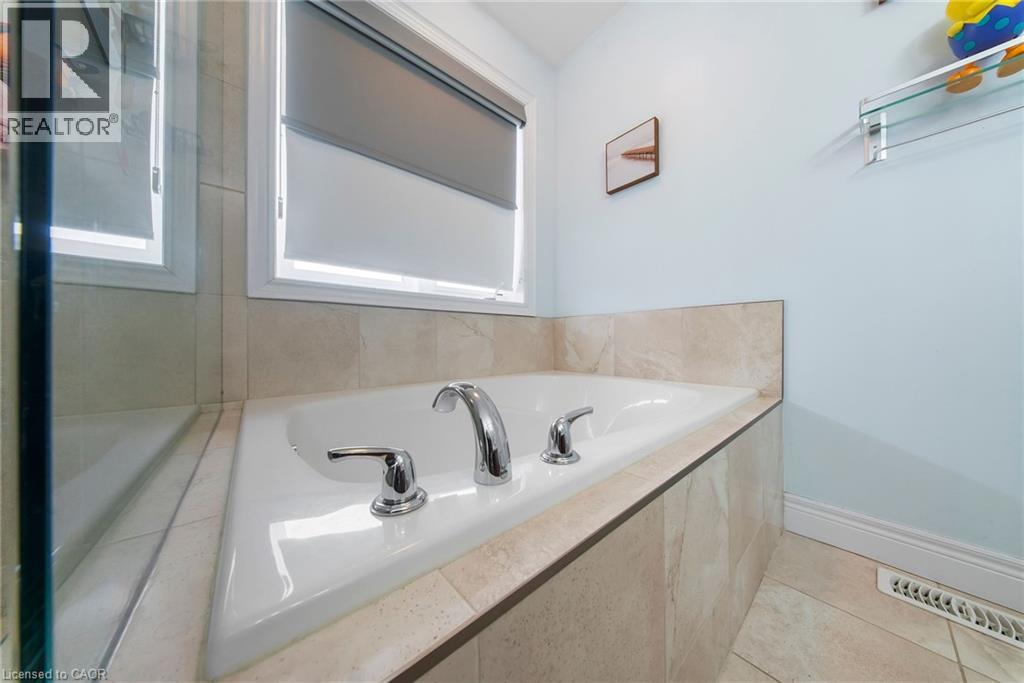 59 Greti Drive, Hamilton, Ontario  L9B 0E3 - Photo 32 - 40805178