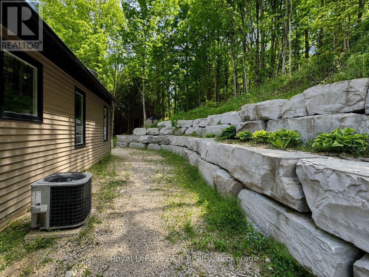 167 Prince Street, Grey Highlands, Ontario  N0C 1K0 - Photo 41 - X12793656