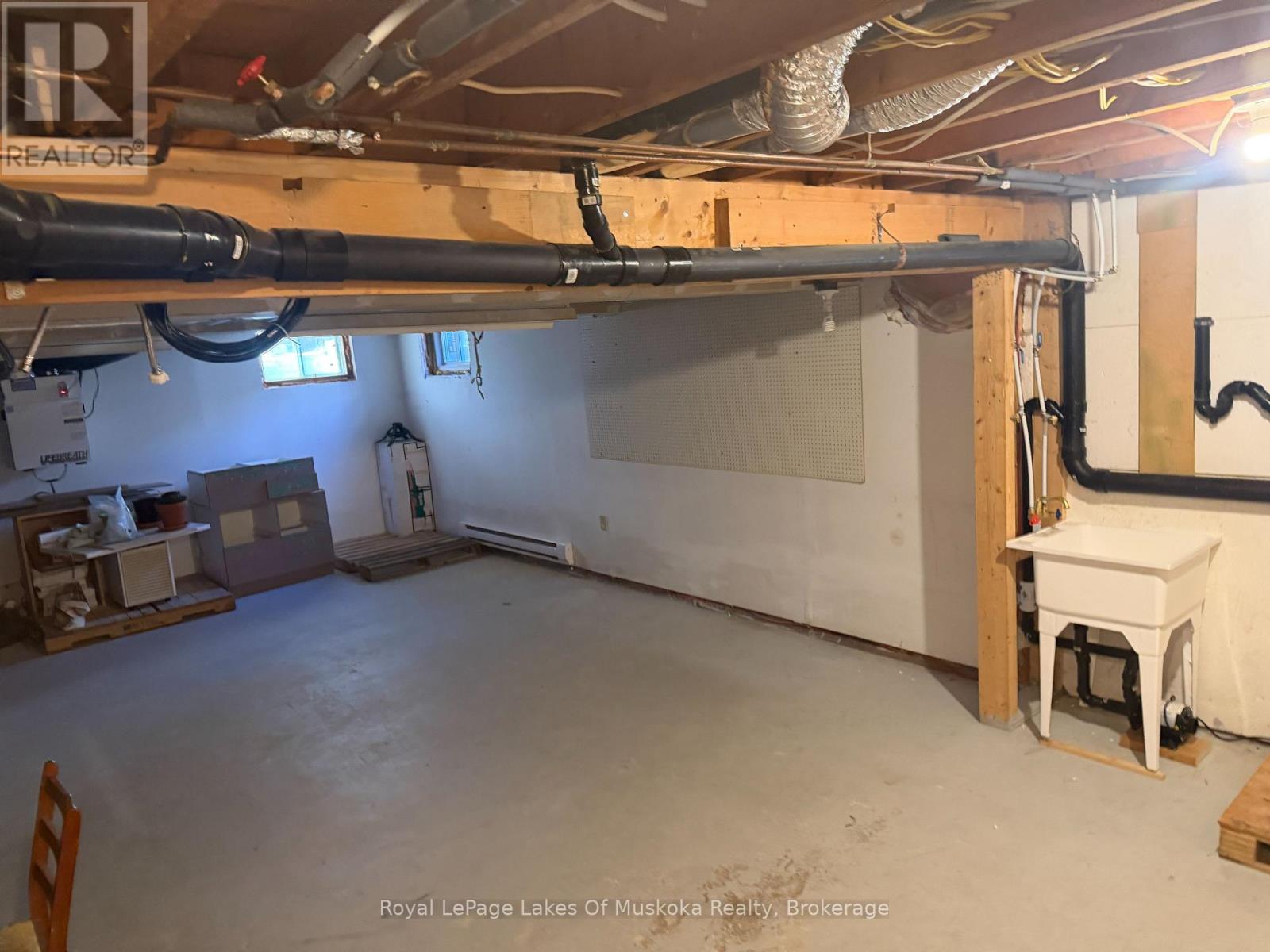 190 Ecclestone Drive, Bracebridge, Ontario  P1L 1E5 - Photo 14 - X12797404