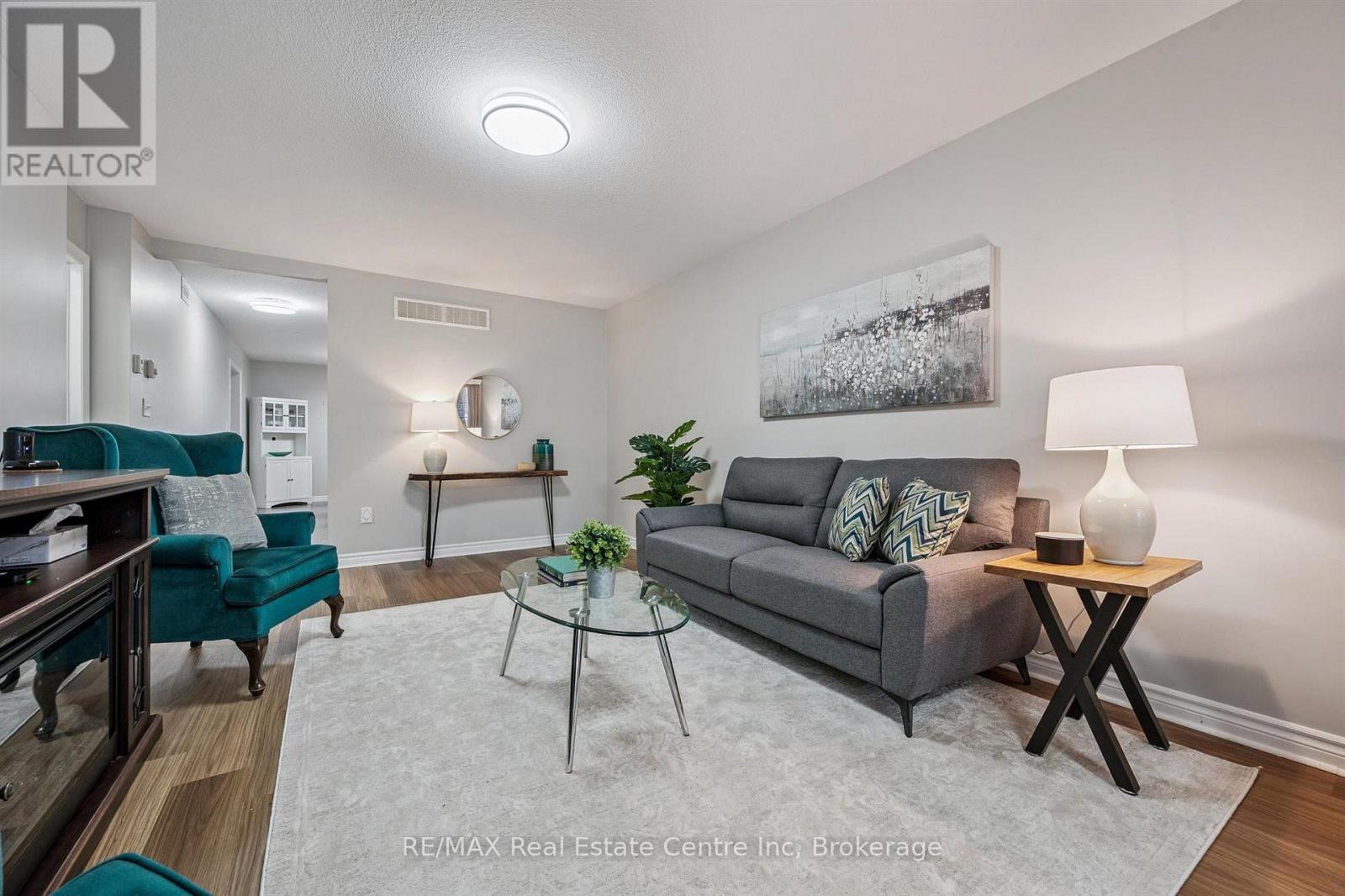 21 Wideman Boulevard, Guelph, Ontario  N1E 0J2 - Photo 3 - X12803530
