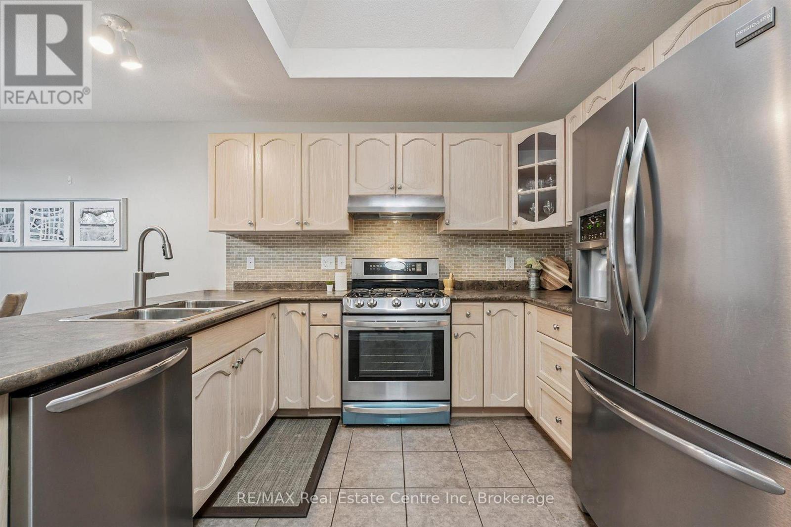 21 Wideman Boulevard, Guelph, Ontario  N1E 0J2 - Photo 5 - X12803530