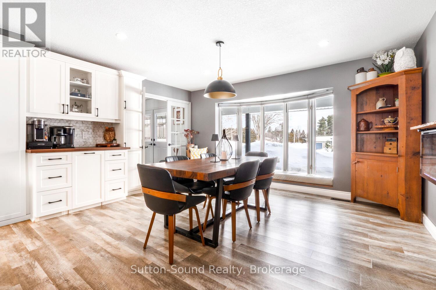 35 Pine Tree Drive, South Bruce Peninsula, Ontario  N0H 1P0 - Photo 12 - X12804744