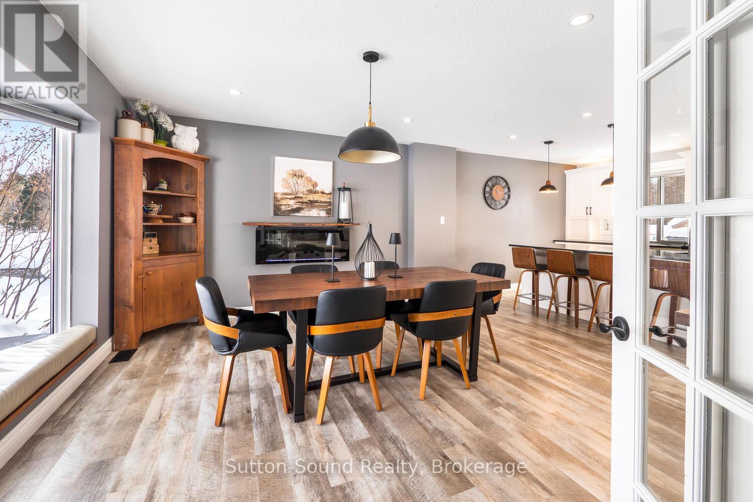 35 Pine Tree Drive, South Bruce Peninsula, Ontario  N0H 1P0 - Photo 13 - X12804744