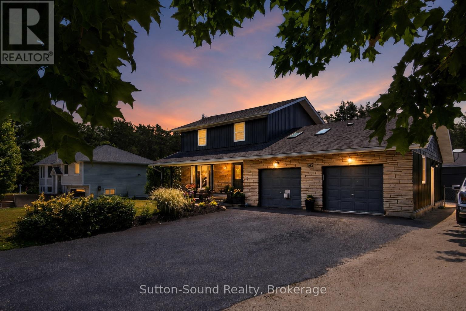 35 Pine Tree Drive, South Bruce Peninsula, Ontario  N0H 1P0 - Photo 2 - X12804744