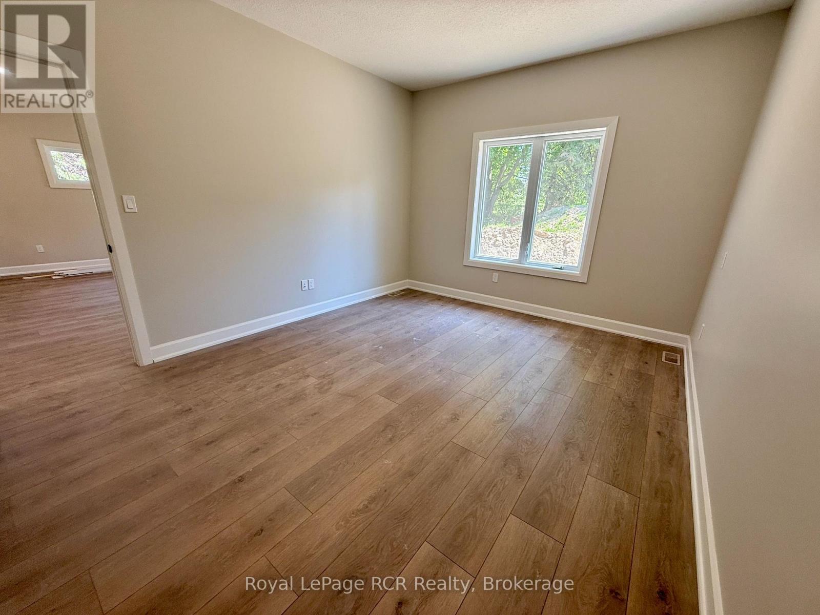 86 Griffith Street, Brockton, Ontario  N0G 2V0 - Photo 14 - X12808040