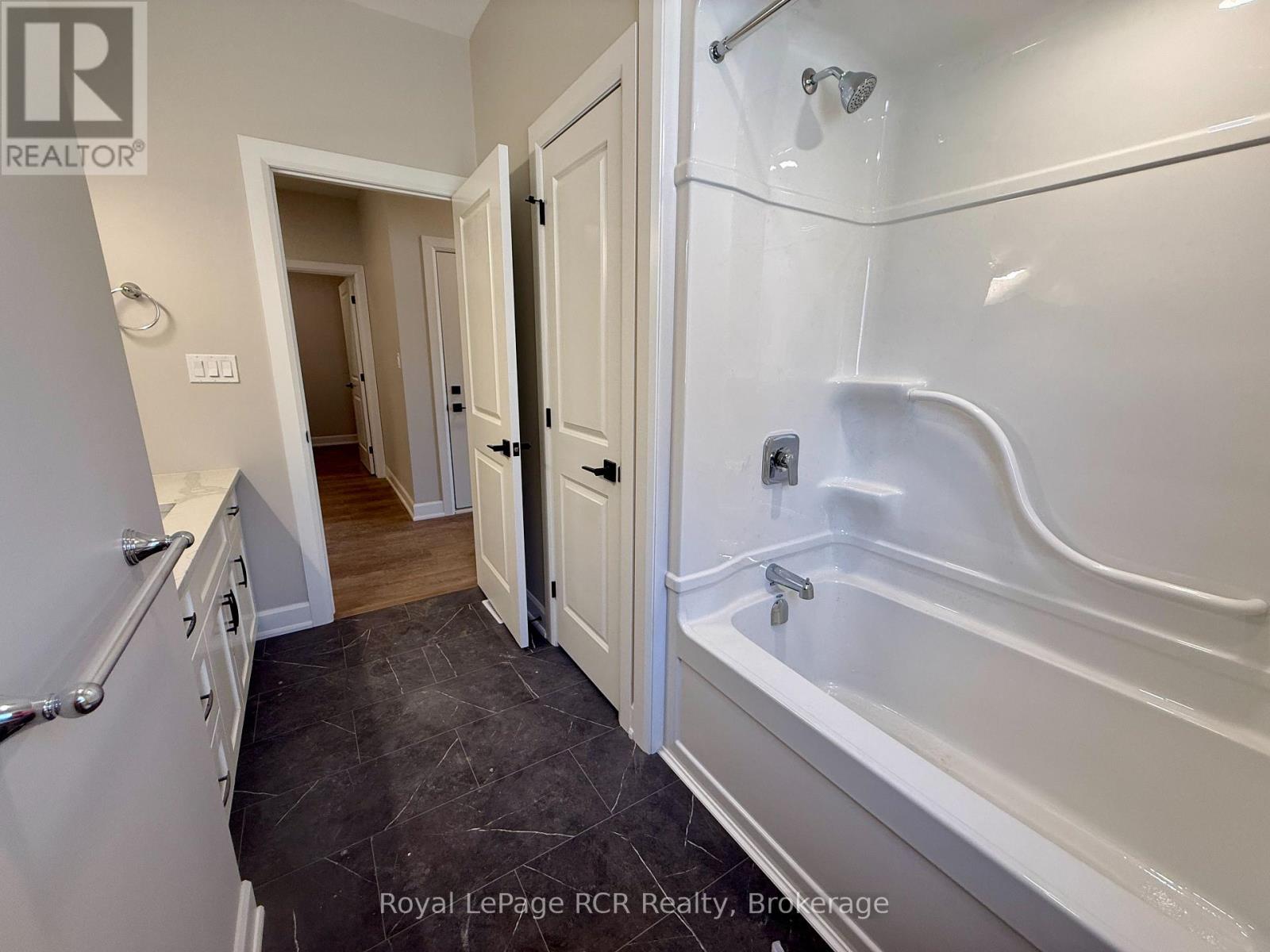 86 Griffith Street, Brockton, Ontario  N0G 2V0 - Photo 6 - X12808040