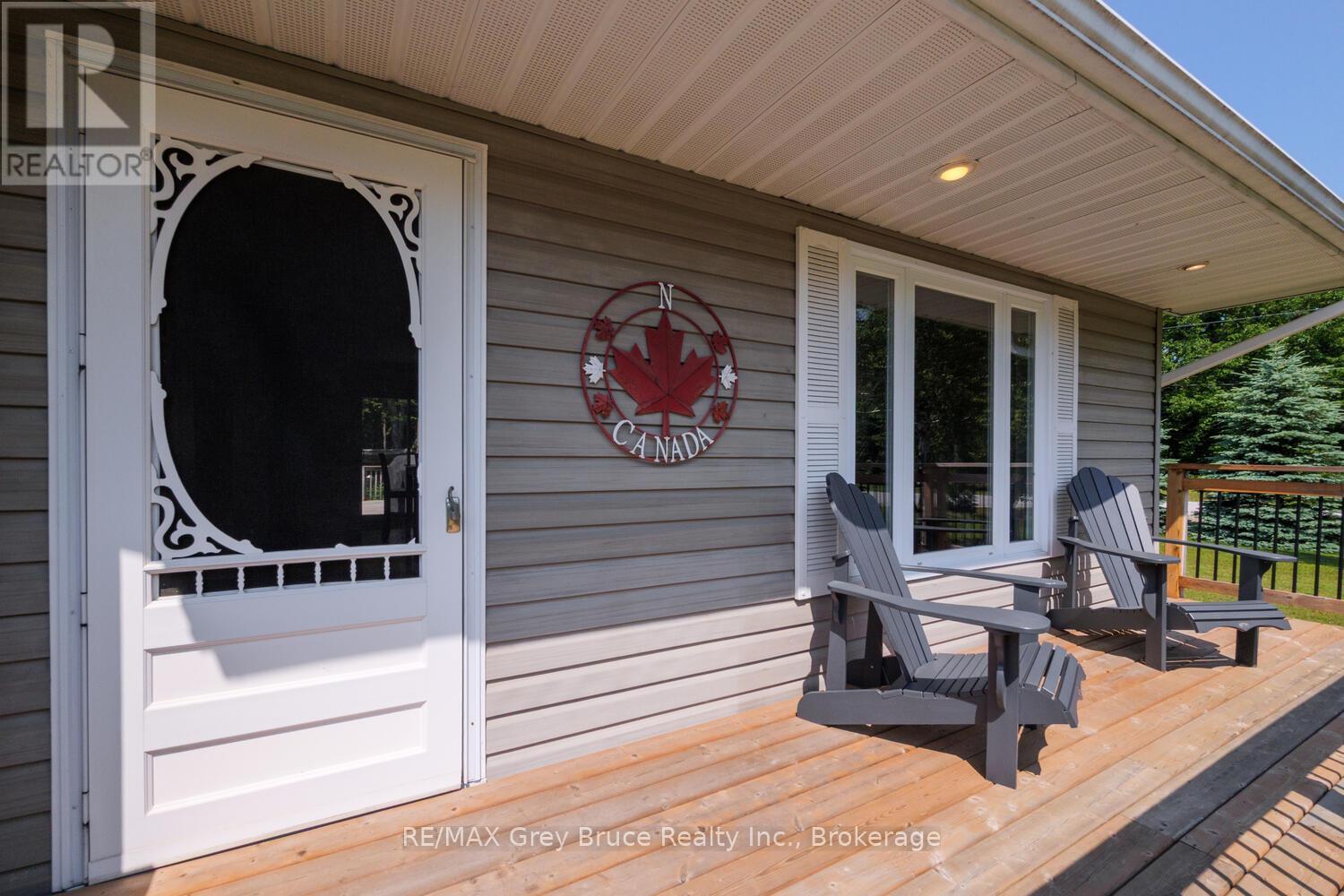 32 Sugarbush Road, South Bruce Peninsula, Ontario  N0H 2T0 - Photo 3 - X12808286
