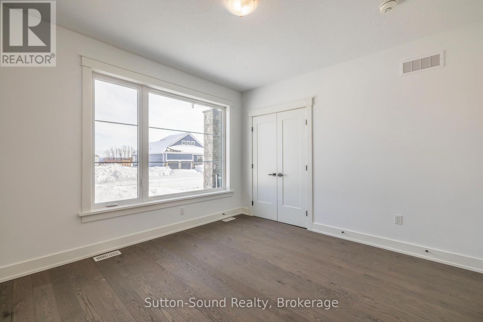 116 Laurens Lane, Georgian Bluffs, Ontario  N0H 1S0 - Photo 27 - X12811350