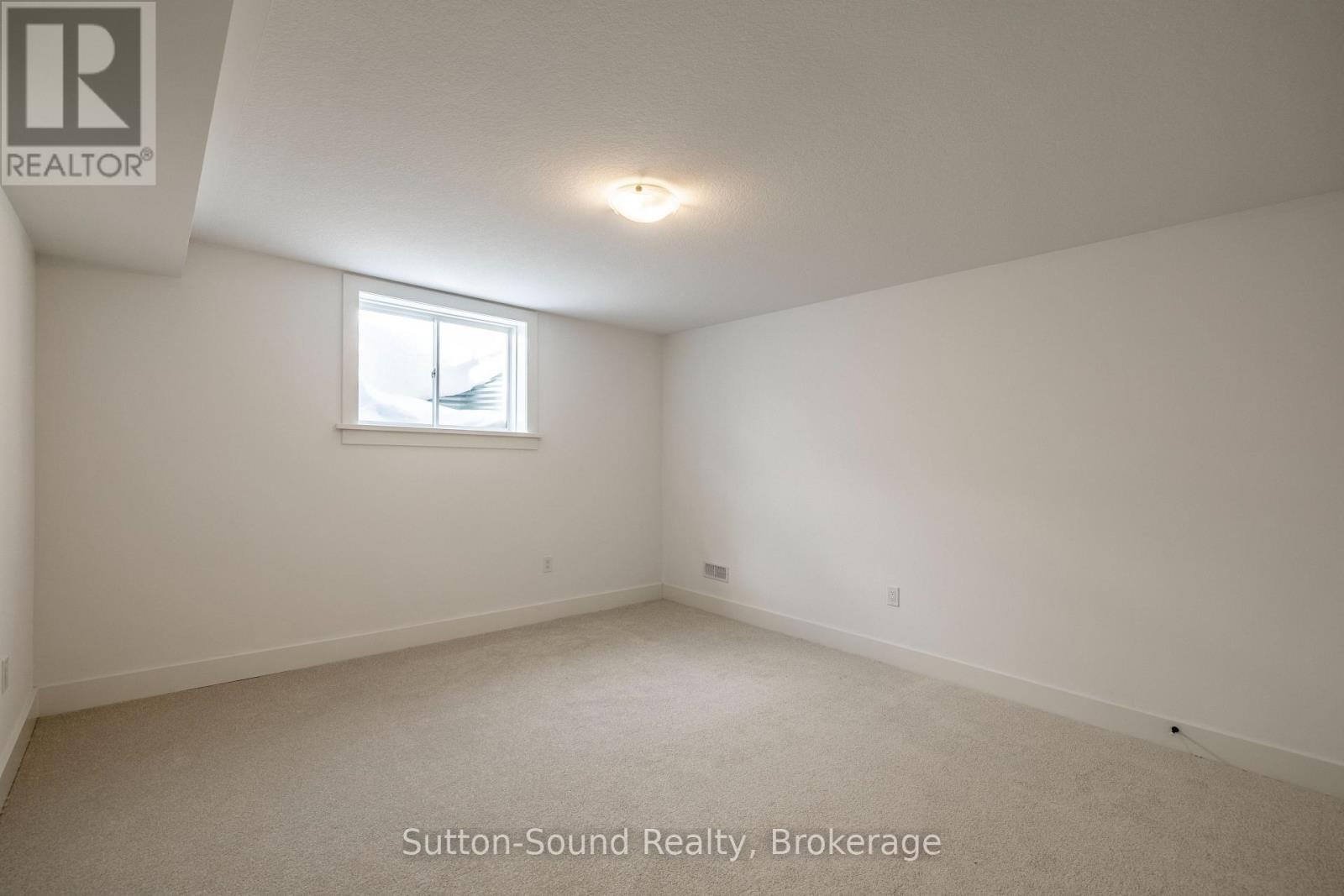 116 Laurens Lane, Georgian Bluffs, Ontario  N0H 1S0 - Photo 37 - X12811350