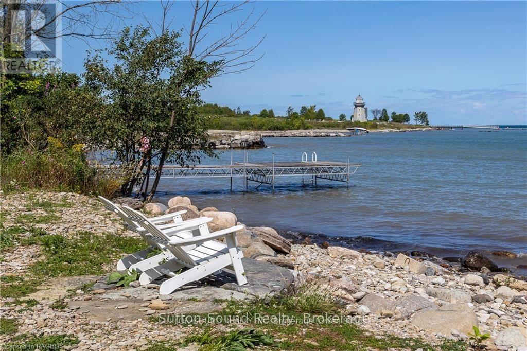 116 Laurens Lane, Georgian Bluffs, Ontario  N0H 1S0 - Photo 43 - X12811350