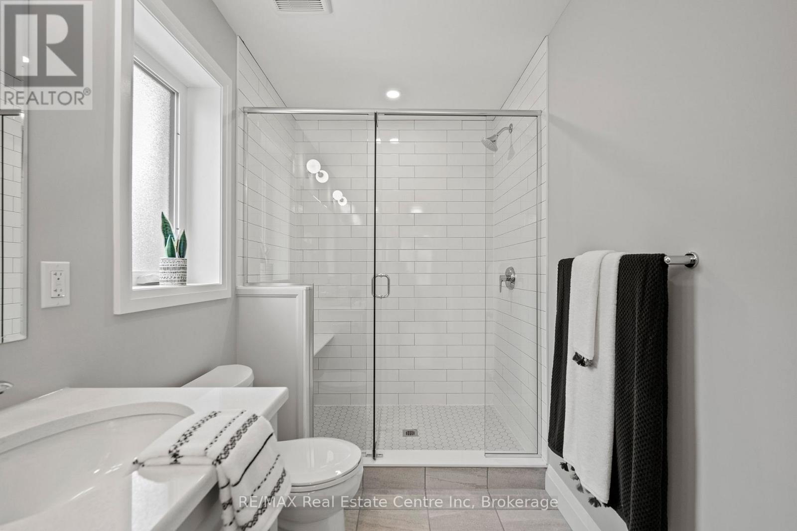 190 Bridge Crescent, Minto, Ontario  N0G 2P0 - Photo 18 - X12817192
