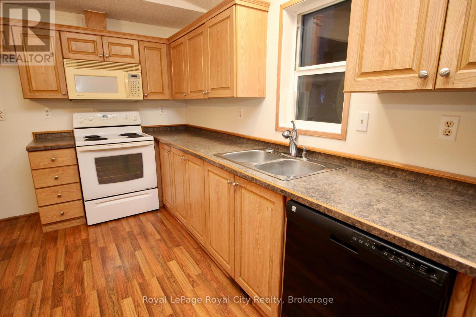 6 Olympia Avenue, Puslinch, Ontario  N0B 2C0 - Photo 19 - X12818200