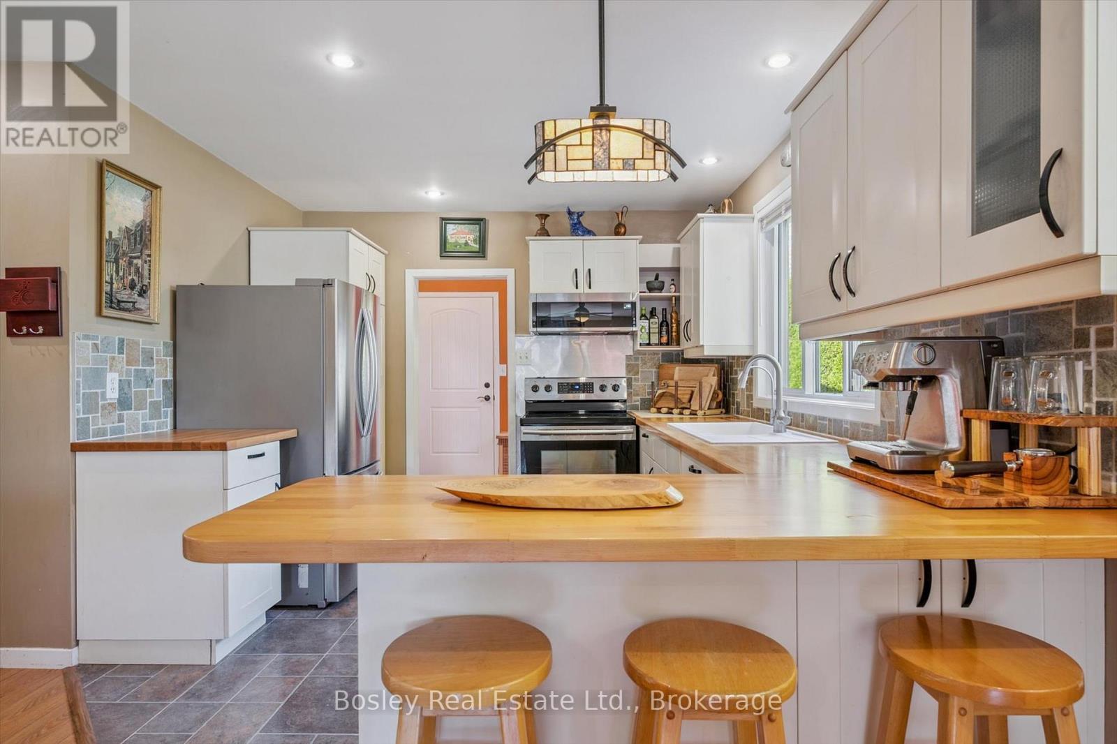 32 Holly Trail, Puslinch, Ontario  N3C 2V4 - Photo 17 - X12818482