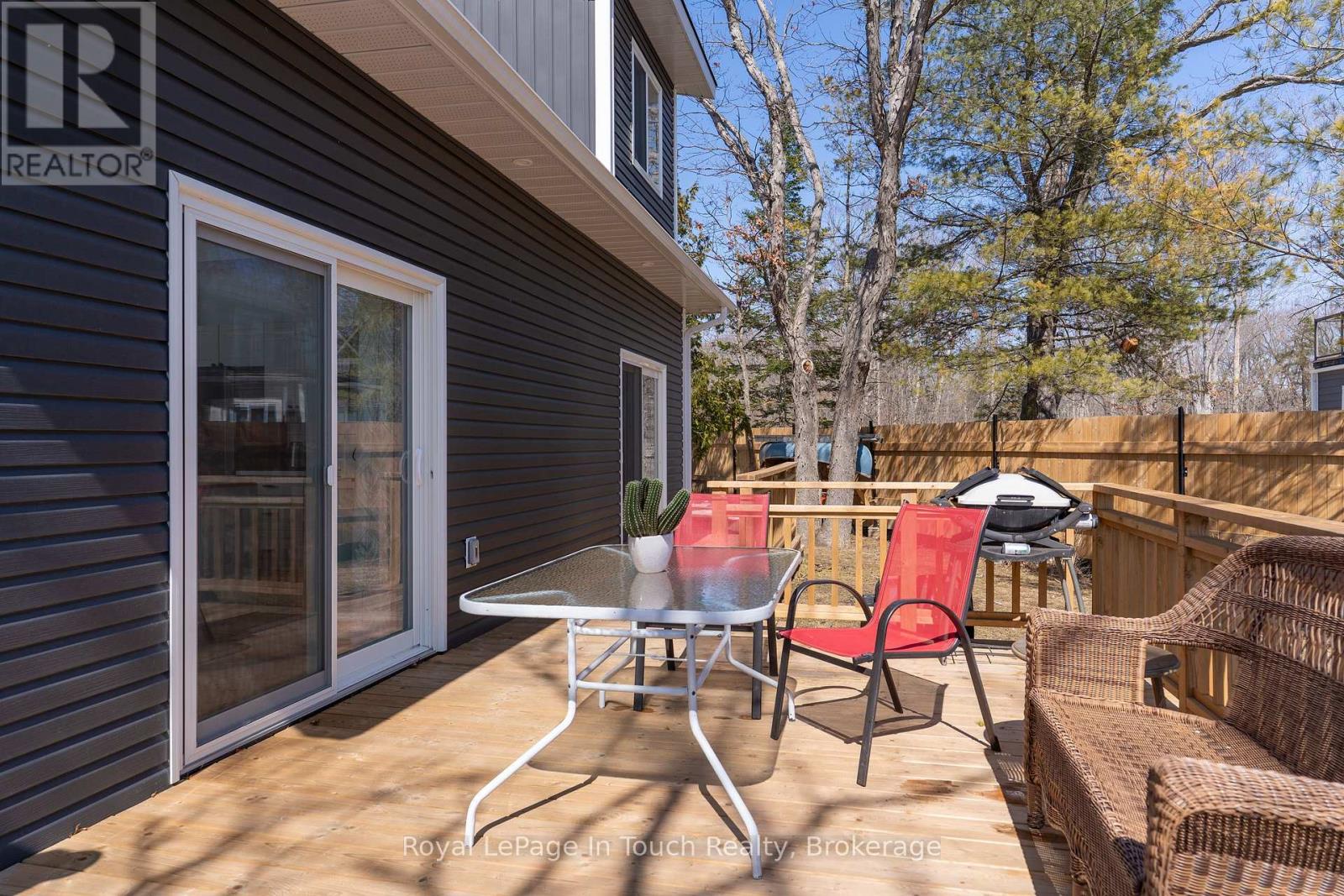 26 Macey Bay Road, Georgian Bay, Ontario  L0K 1S0 - Photo 5 - X12822758