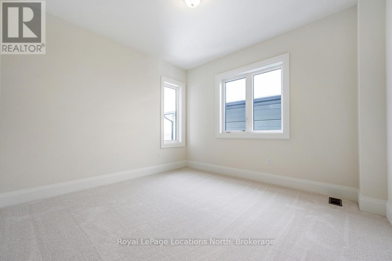 113 Clement Lane, Blue Mountains, Ontario  N0H 1J0 - Photo 25 - X12824812