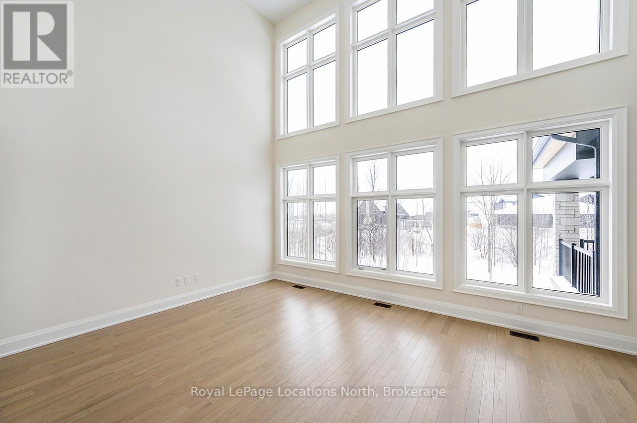 113 Clement Lane, Blue Mountains, Ontario  N0H 1J0 - Photo 5 - X12824812