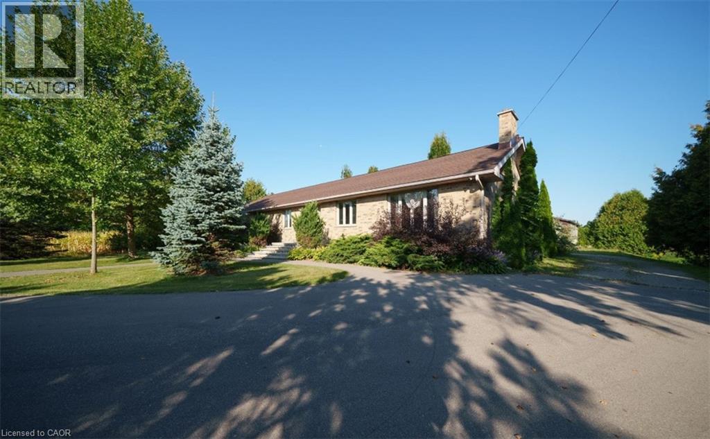 385 Mount Pleasant Road, Brantford, Ontario  N3T 1V6 - Photo 2 - 40808094