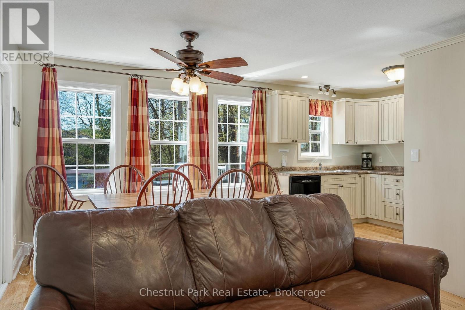 107-3 - 1052 Rat Bay Road, Lake Of Bays, Ontario  P1H 2J6 - Photo 8 - X12825826